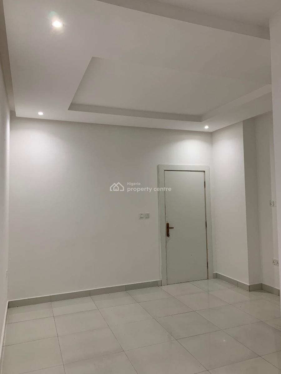 4bedroom Semi Detached Duplex with Bq, Mobil Road, Ilaje, Ajah, Lagos, Semi-detached Duplex for Rent