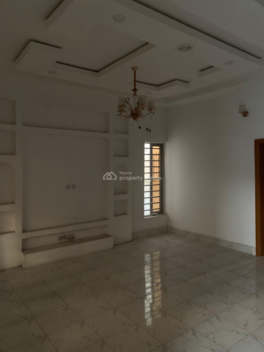 4bedroom Terrace Duplex, Mobil Road, Ilaje, Ajah, Lagos, Terraced Duplex for Rent