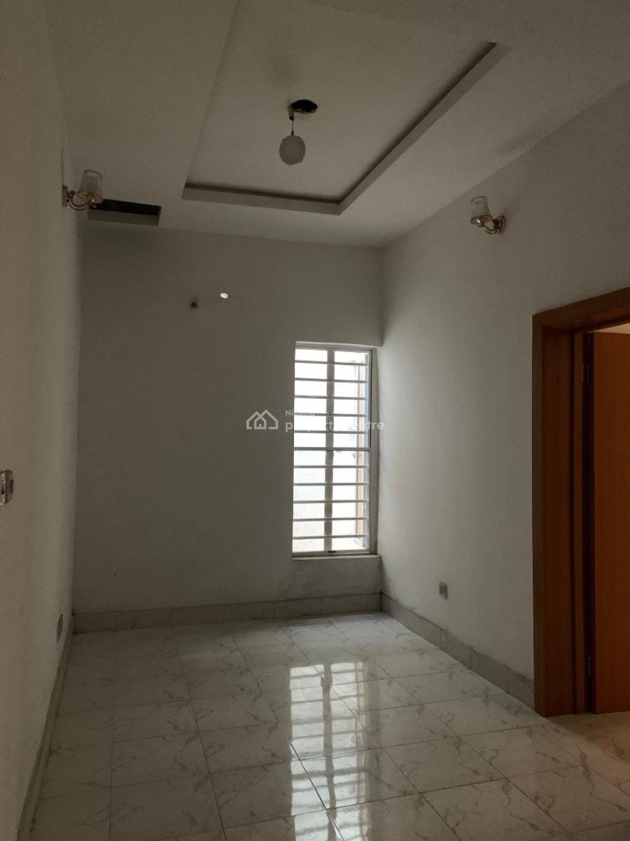 4bedroom Terrace Duplex, Mobil Road, Ilaje, Ajah, Lagos, Terraced Duplex for Rent