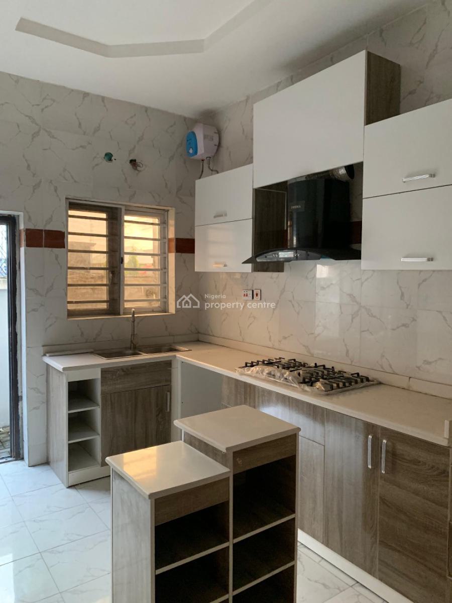 4bedroom Terrace Duplex, Mobil Road, Ilaje, Ajah, Lagos, Terraced Duplex for Rent