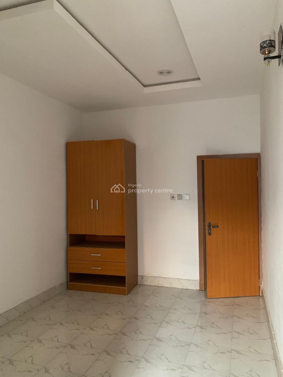 4bedroom Terrace Duplex, Mobil Road, Ilaje, Ajah, Lagos, Terraced Duplex for Rent