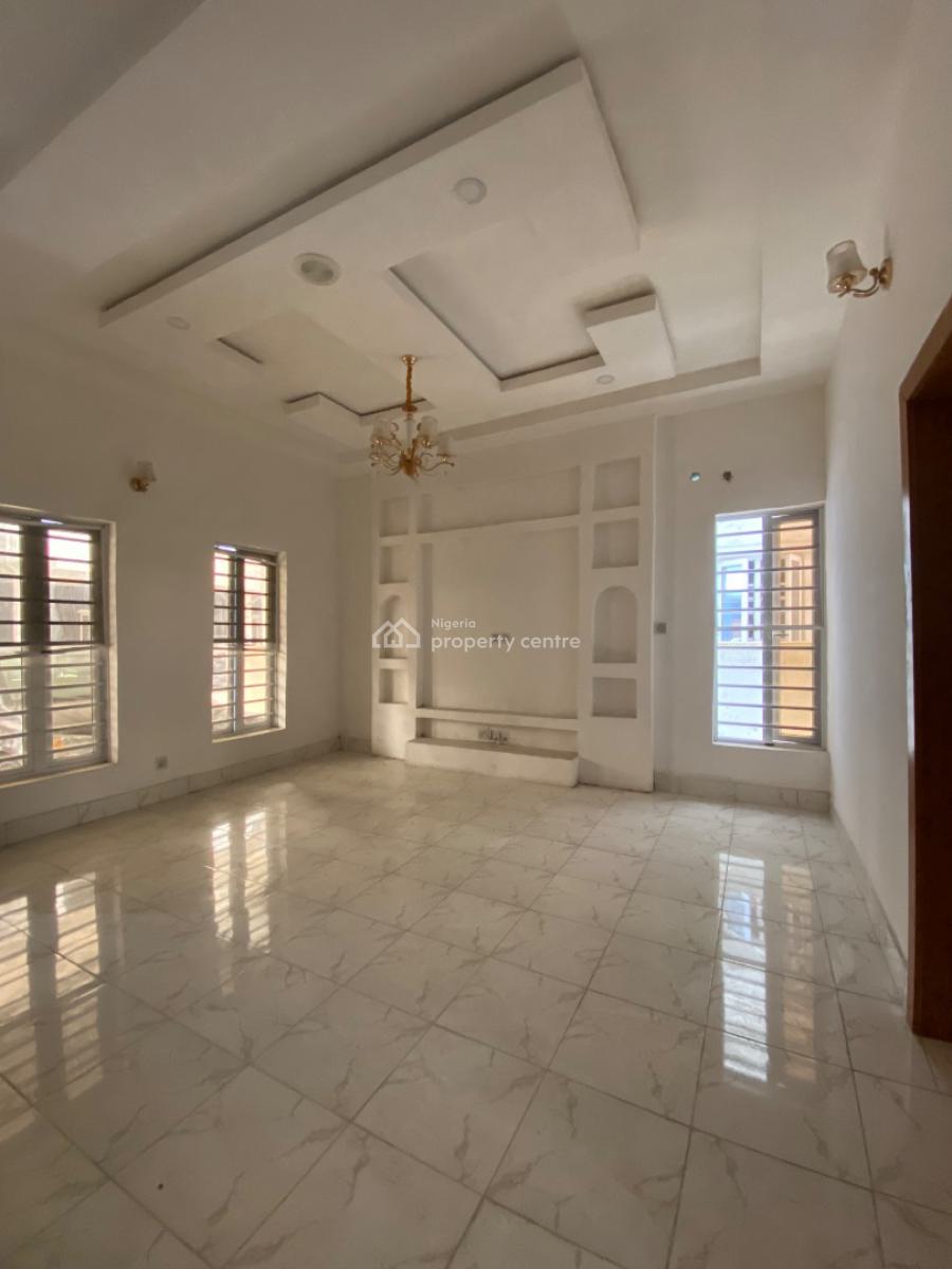 4 Bedrooms Terraced Duplex, Mobil Road, Ilaje, Ajah, Lagos, Terraced Duplex for Rent