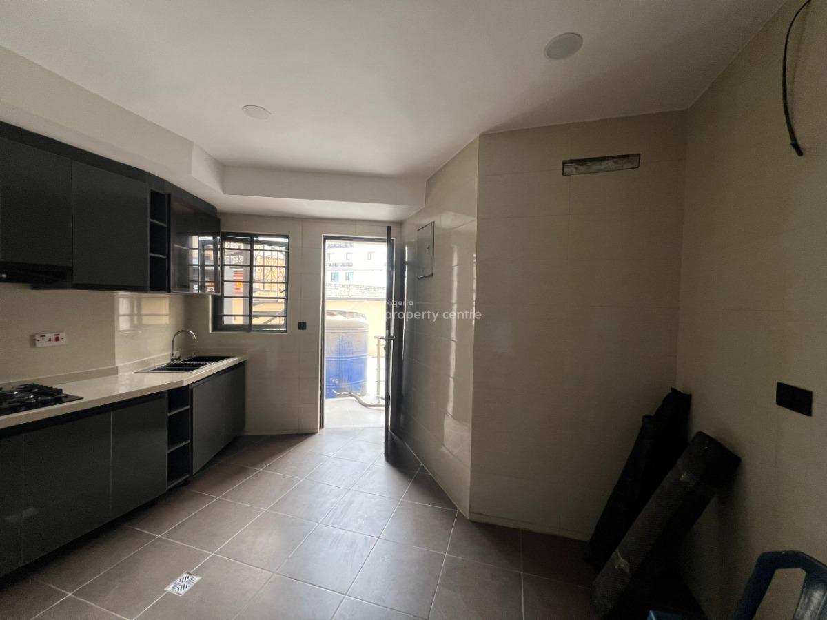 2 Bedroom Apartment with Elevator, Lekki Phase 1, Lekki Phase 1, Lekki, Lagos, Self Contain (single Rooms) for Rent