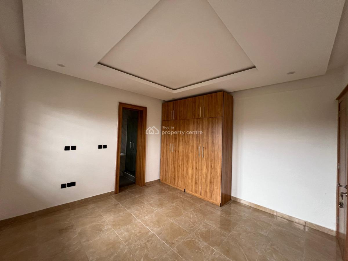 2 Bedroom Apartment with Elevator, Lekki Phase 1, Lekki Phase 1, Lekki, Lagos, Self Contain (single Rooms) for Rent