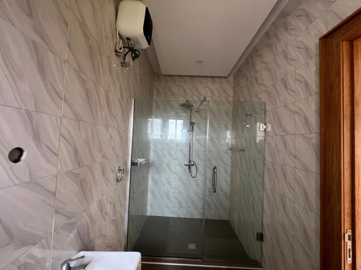 2 Bedroom Penthouse with Bq and Elevatort, Lekki Phase 1, Lekki Phase 1, Lekki, Lagos, Flat / Apartment for Rent