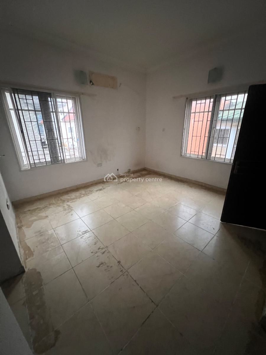 Beautiful 5-bedroom Semi-detached Duplex (with 1-bedroom Penthouse), Lekki Phase 1, Lekki, Lagos, House for Rent