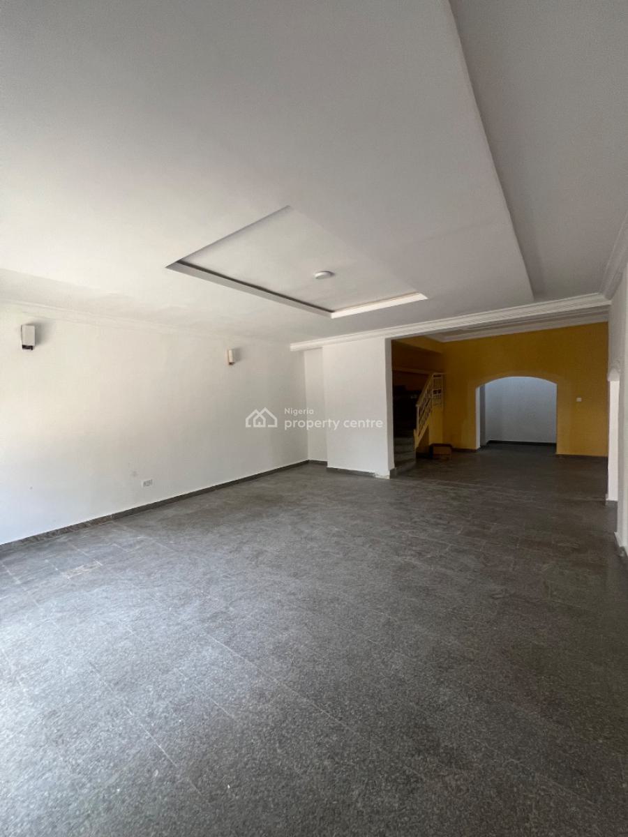 Massive 4-bedroom Semi-detached Duplex with 2-bedroom Bq, Lekki Phase 1, Lekki, Lagos, House for Rent