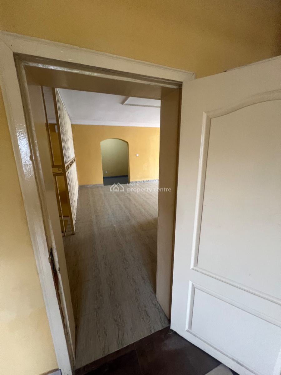Massive 4-bedroom Semi-detached Duplex with 2-bedroom Bq, Lekki Phase 1, Lekki, Lagos, House for Rent