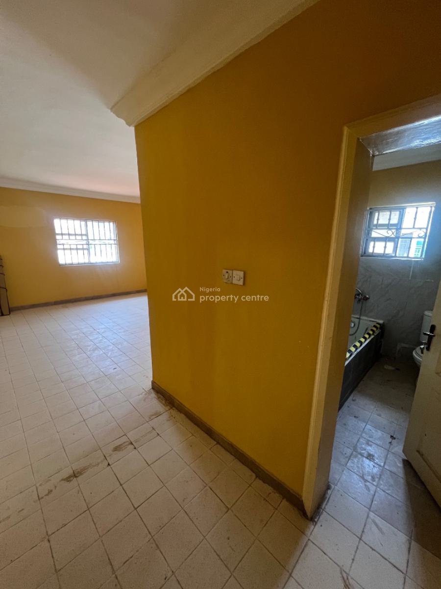 Massive 4-bedroom Semi-detached Duplex with 2-bedroom Bq, Lekki Phase 1, Lekki, Lagos, House for Rent