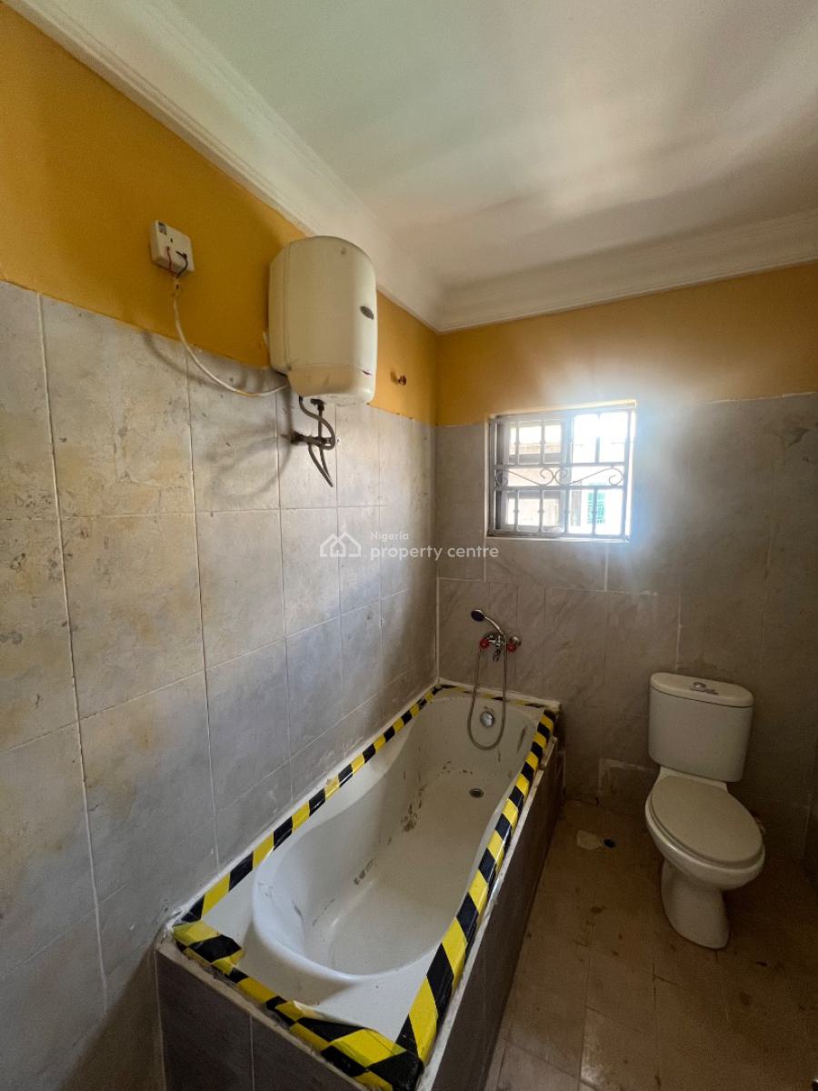 Massive 4-bedroom Semi-detached Duplex with 2-bedroom Bq, Lekki Phase 1, Lekki, Lagos, House for Rent