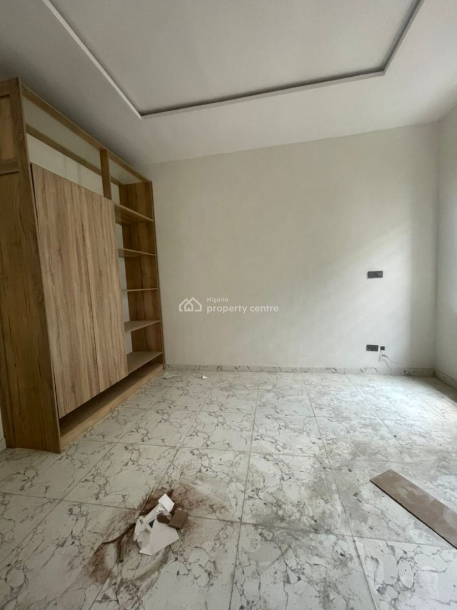 4 Bedroom Terraced Duplex, Mobil Road, Ilaje, Ajah, Lagos, Terraced Duplex for Rent