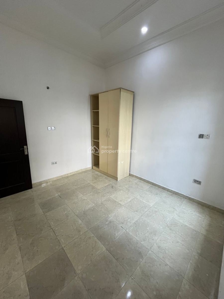 Single Room in a Shared Apartment, Divine Homes, Thomos Estate, Ajah, Lagos, Detached Duplex for Rent