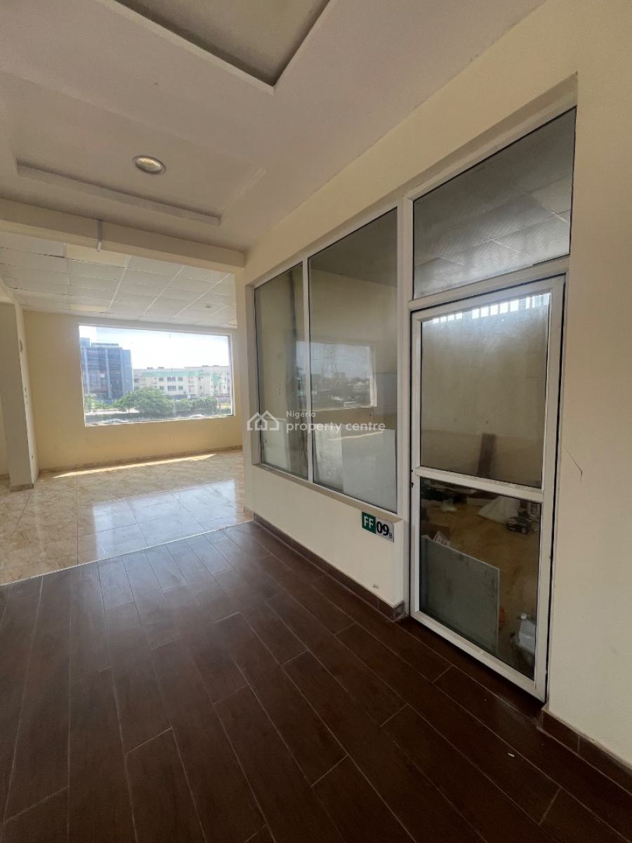 156sqm First Floor Shop/commercial Space Overlooking Two Major Roads, Lekki Phase 1, Lekki, Lagos, Commercial Property for Rent