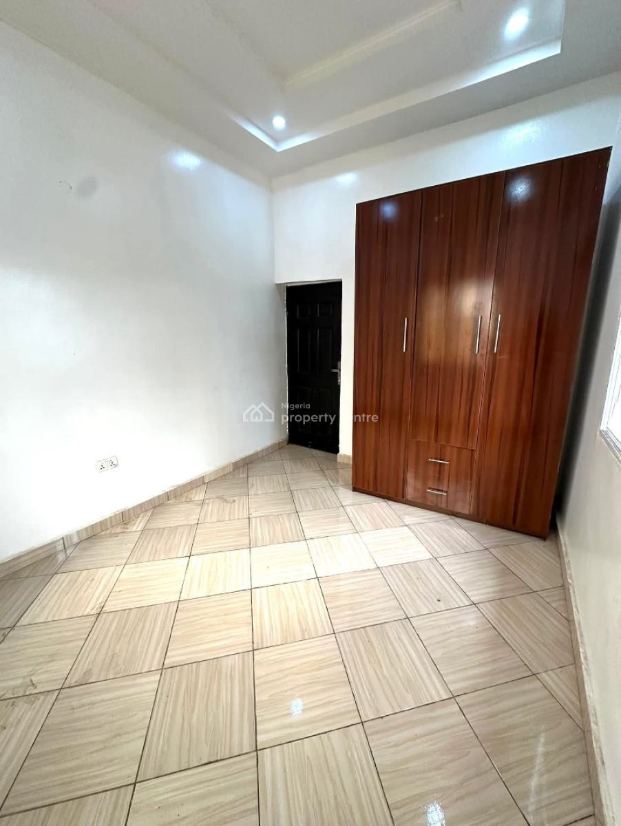 3 Bedroom Apartment  in an Estate, Life Camp, Abuja, Flat / Apartment for Rent