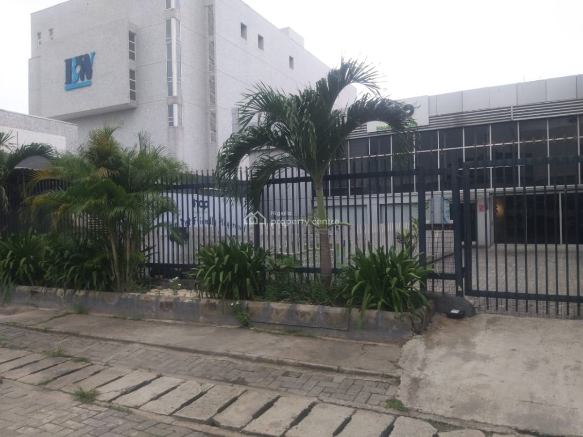 an Old Structure of 5bedroom Fully Detached Duplex with Bq, Off Adetokunbo Ademola Victoria Island, Victoria Island (vi), Lagos, Mixed-use Land for Sale