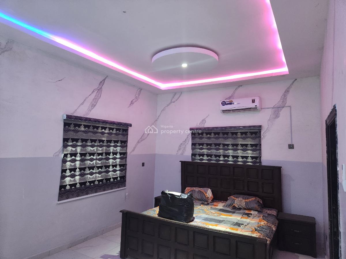 Luxurious 6 Bedroom Duplex with 1 Bedroom Bq in a Secluded Estate, Arapaja Estate Oluyole Estate, Ibadan, Oyo, Detached Duplex for Sale