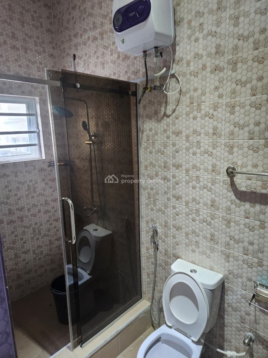 Luxurious 6 Bedroom Duplex with 1 Bedroom Bq in a Secluded Estate, Arapaja Estate Oluyole Estate, Ibadan, Oyo, Detached Duplex for Sale