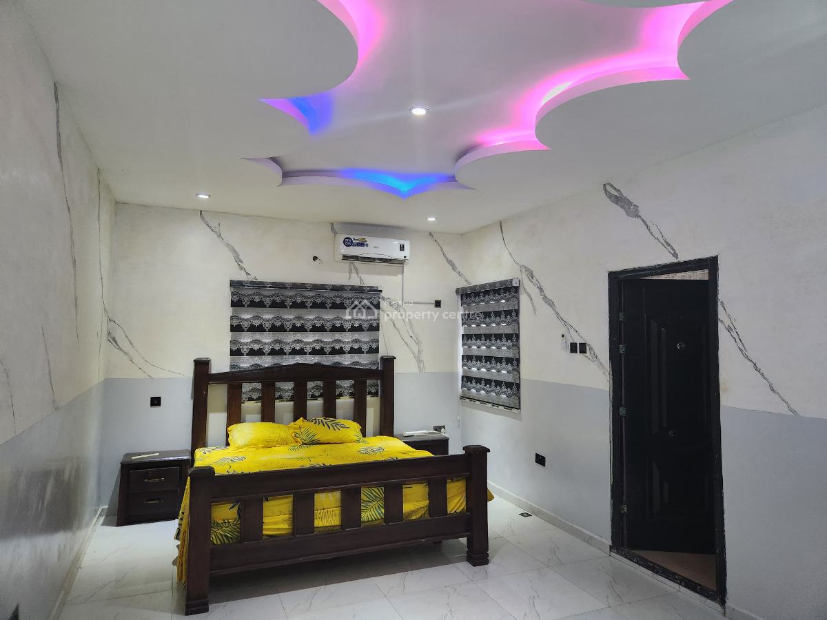 Luxurious 6 Bedroom Duplex with 1 Bedroom Bq in a Secluded Estate, Arapaja Estate Oluyole Estate, Ibadan, Oyo, Detached Duplex for Sale