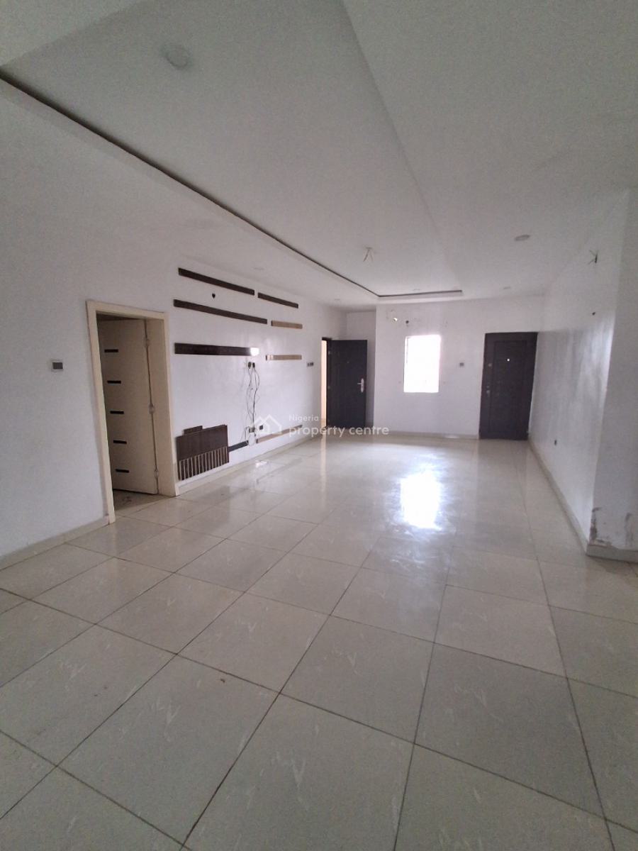 Two Bedrooms Apartment Upstairs, in an Estate, Badore, Ajah, Lagos, House for Rent
