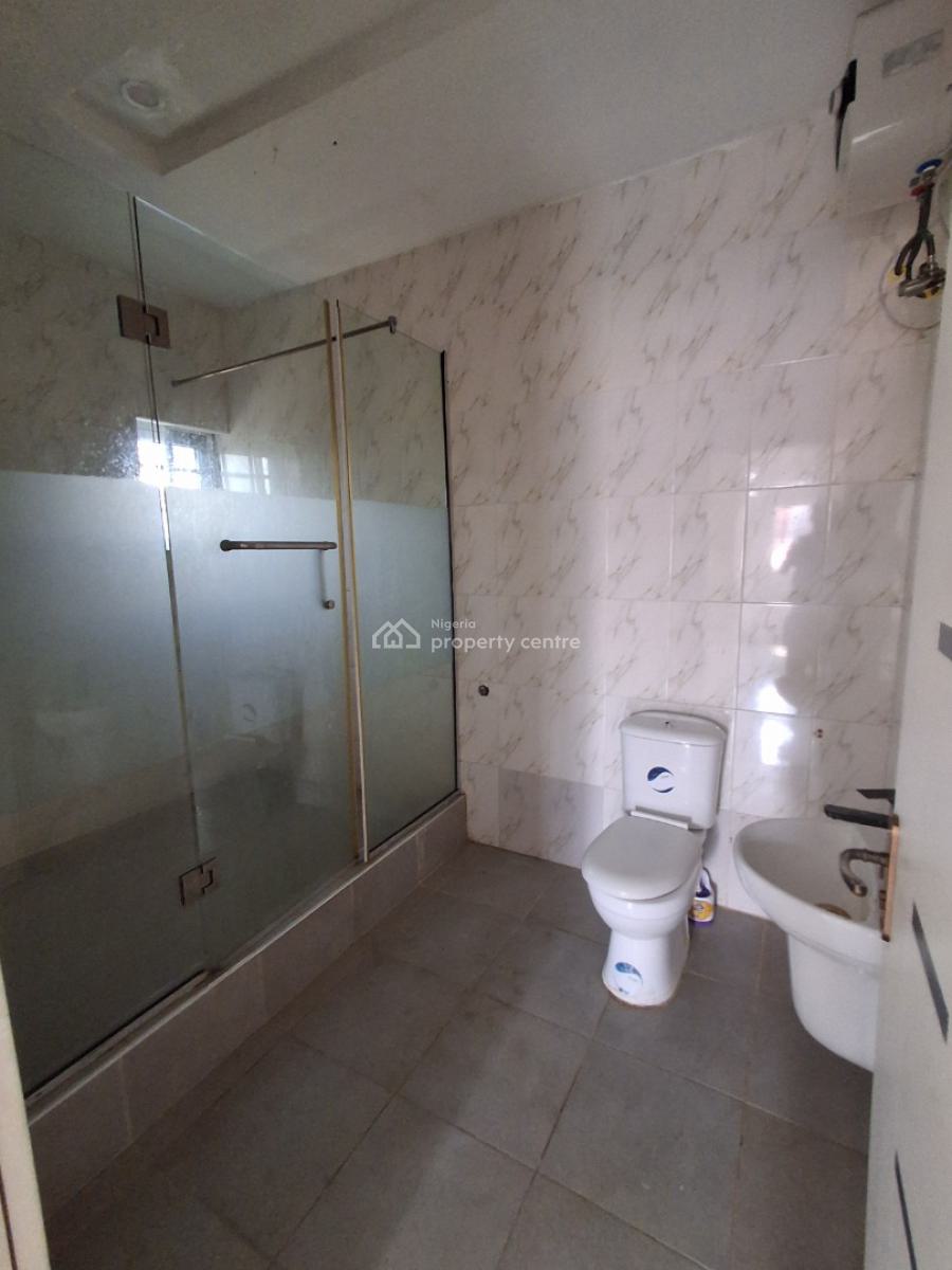 Two Bedrooms Apartment Upstairs, in an Estate, Badore, Ajah, Lagos, House for Rent