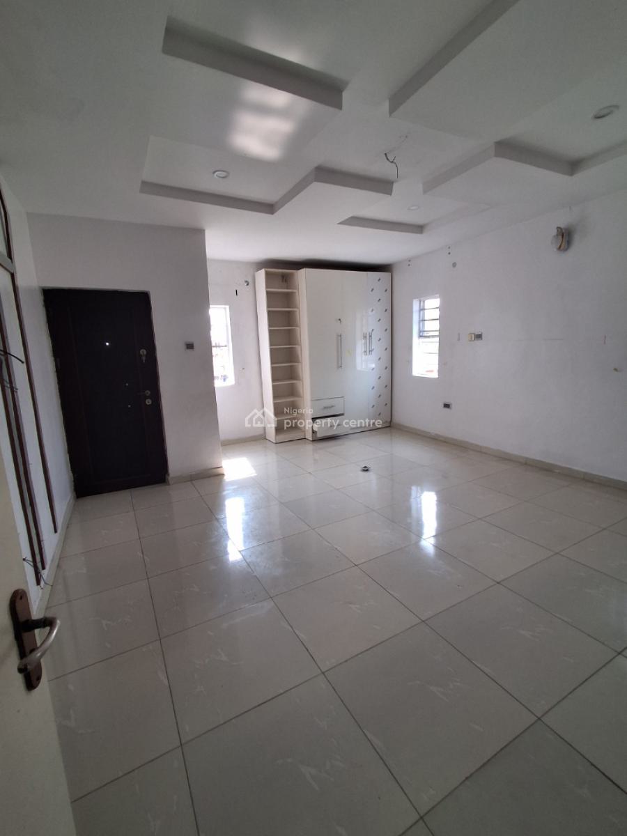 Two Bedrooms Apartment Upstairs, in an Estate, Badore, Ajah, Lagos, House for Rent