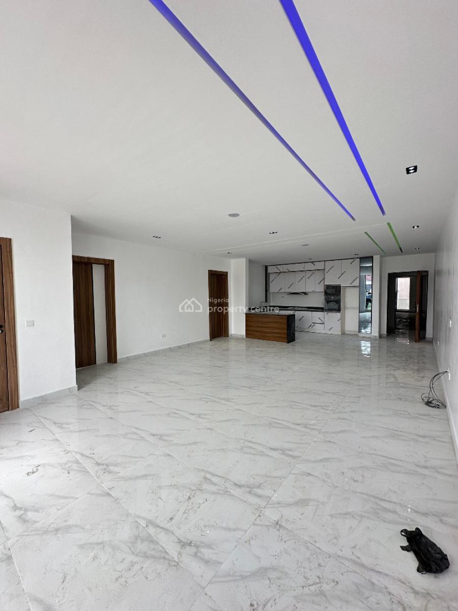 Spacious Luxury 2 Bedroom Apartment with Swimming Pool and Elevator, Lekki Phase 1, Lekki, Lagos, Block of Flats for Sale