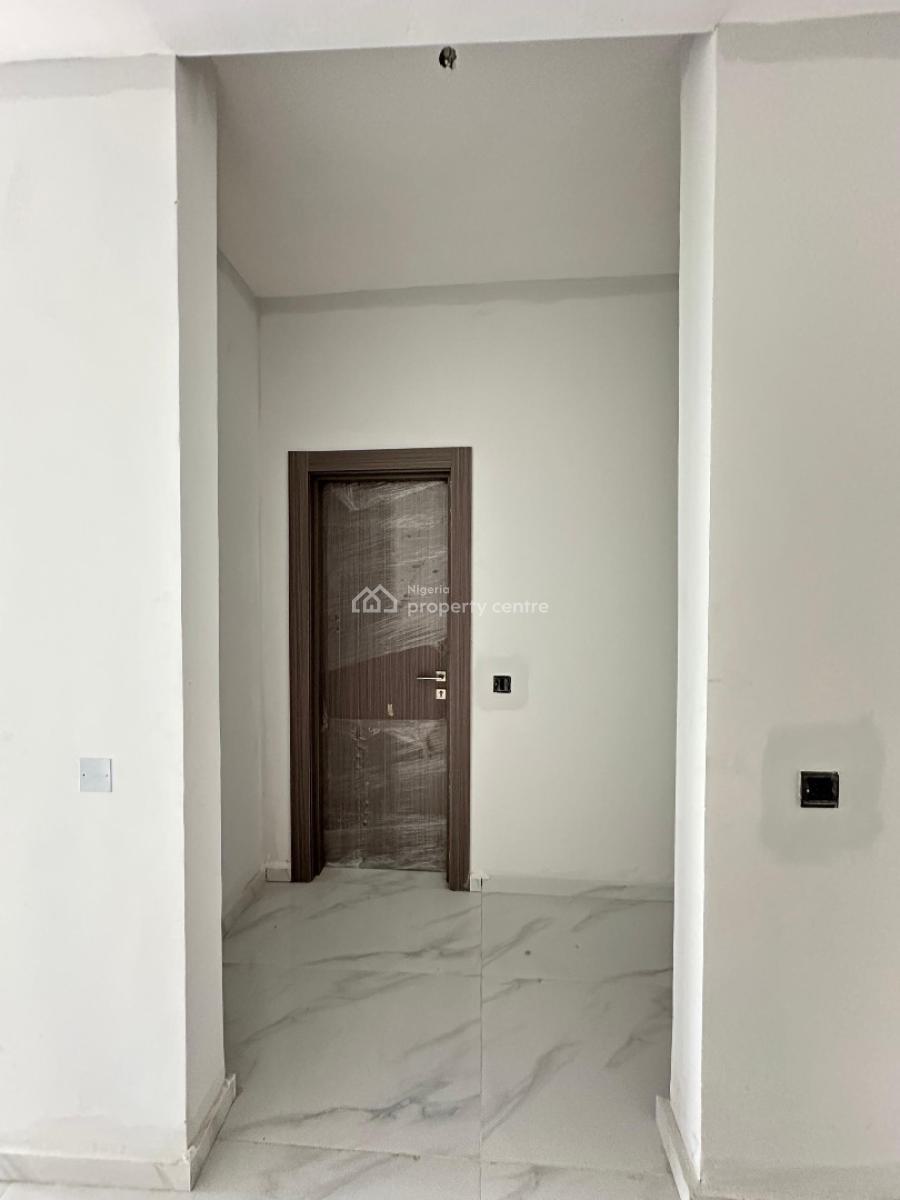 Spacious Well-built 3 Bedroom Apartment with Bq, Pool and Elevator, Vi, Victoria Island (vi), Lagos, Block of Flats for Sale