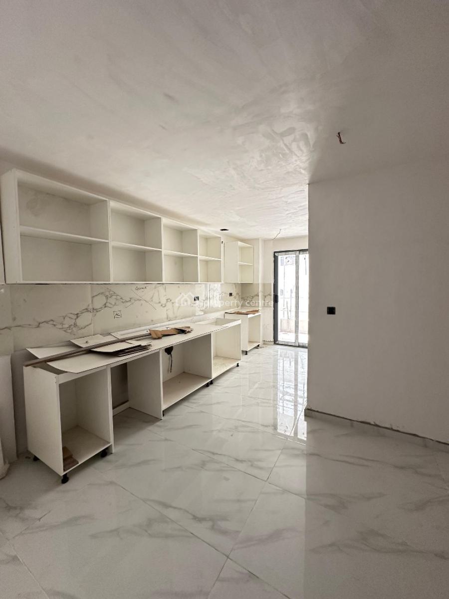 Spacious Well-built 3 Bedroom Apartment with Bq, Pool and Elevator, Vi, Victoria Island (vi), Lagos, Block of Flats for Sale