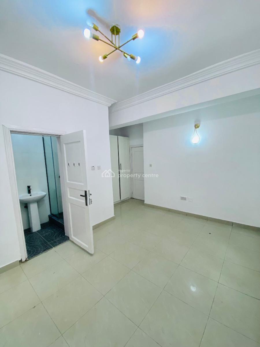 2 Bedroom Fully Fitted Apartment with a Bq in a Secure Estate., Lekki Phase 1, Lekki, Lagos, Flat / Apartment for Rent