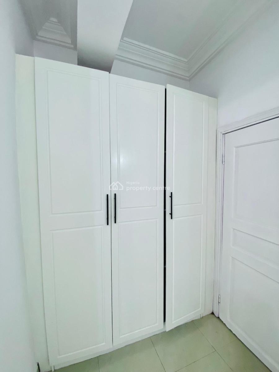 2 Bedroom Fully Fitted Apartment with a Bq in a Secure Estate., Lekki Phase 1, Lekki, Lagos, Flat / Apartment for Rent