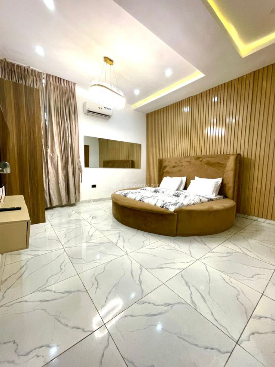3 Bedroom Apartment, Lekki Phase 1, Lekki, Lagos, Flat / Apartment Short Let