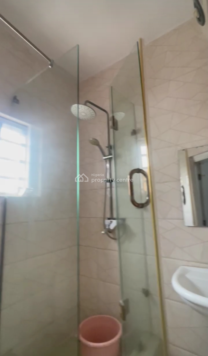 an Exquisite Shared Apartment, Victoria Crest Garden, Ikota, Lekki, Lagos, Self Contain (single Rooms) for Rent