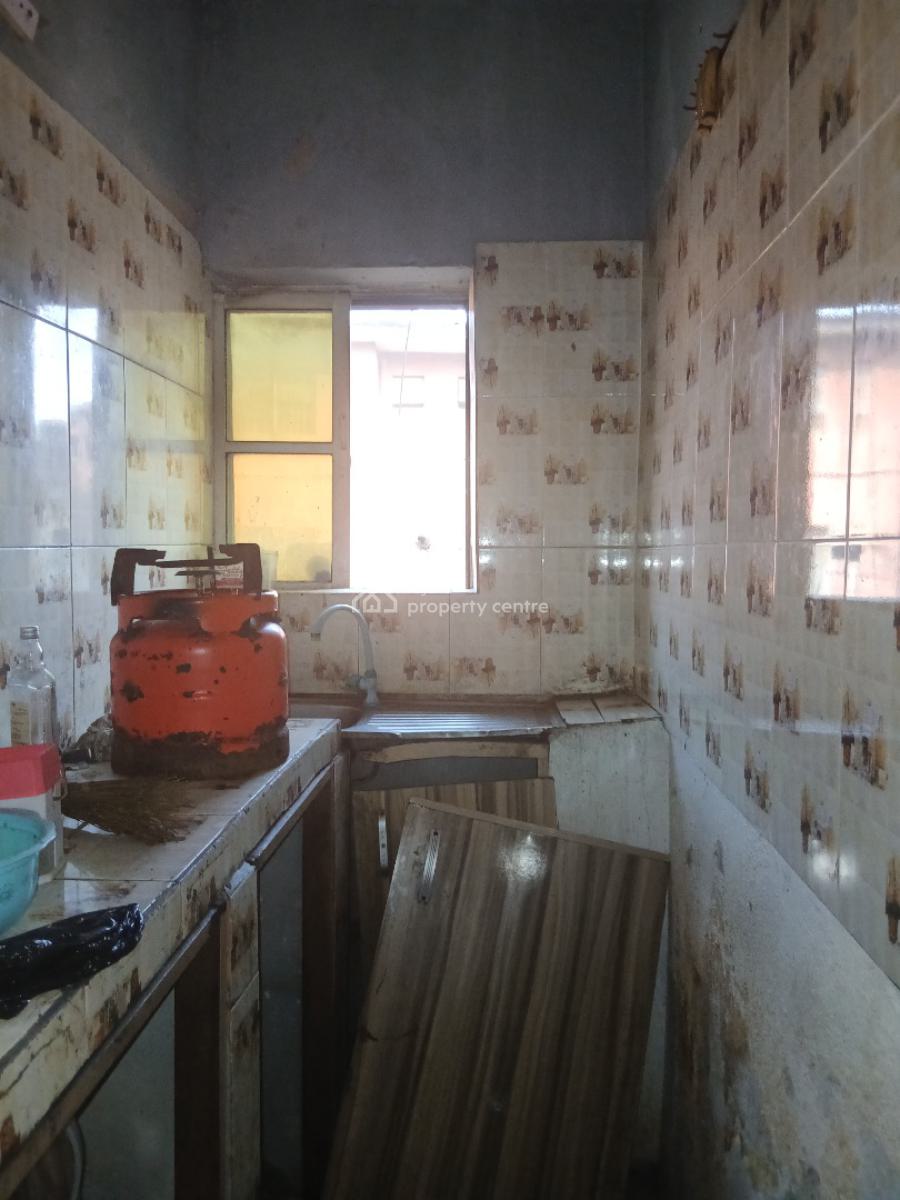 Decent Standard Mini Flat, Yaba, Lagos, Mini Flat (room and Parlour) for Rent