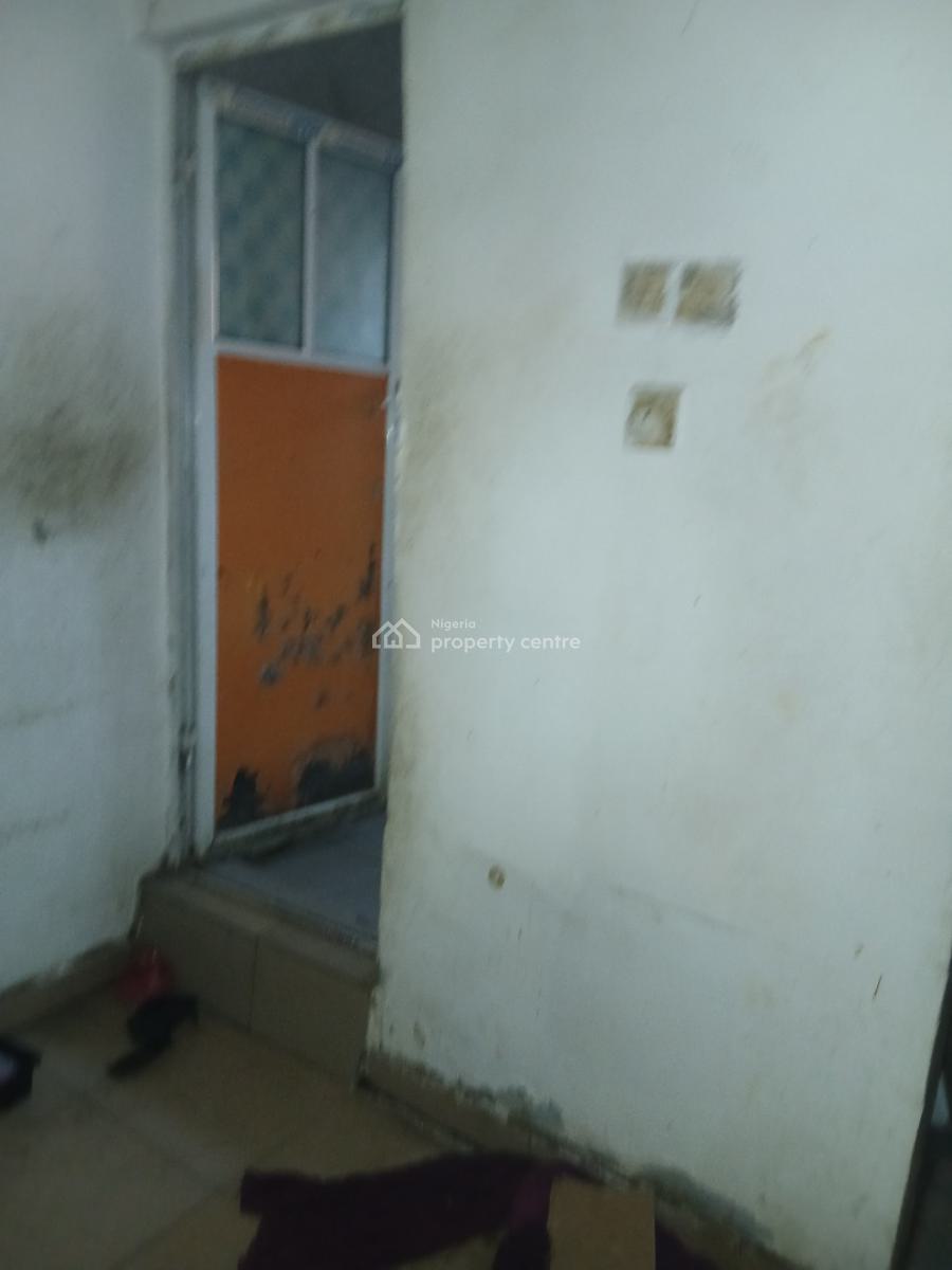 Decent Standard Mini Flat, Yaba, Lagos, Mini Flat (room and Parlour) for Rent