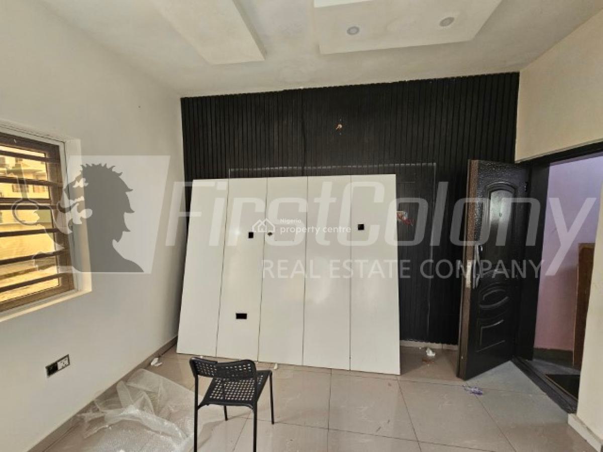 Massive, Private 5 Bedroom Detached House (self Serviced), Lekki Phase 1, Lekki, Lagos, Office Space for Rent