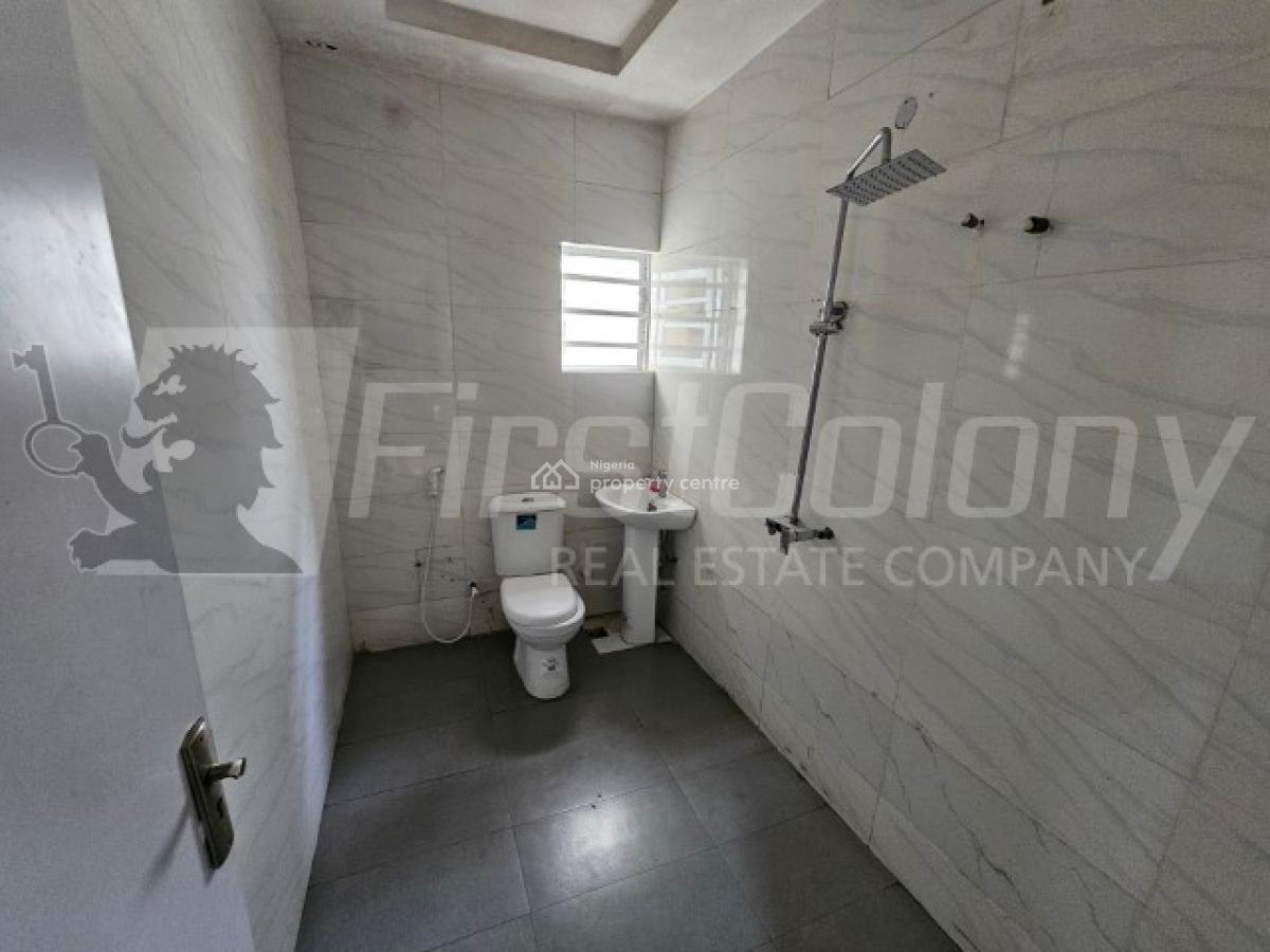 Massive, Private 5 Bedroom Detached House (self Serviced), Lekki Phase 1, Lekki, Lagos, Office Space for Rent