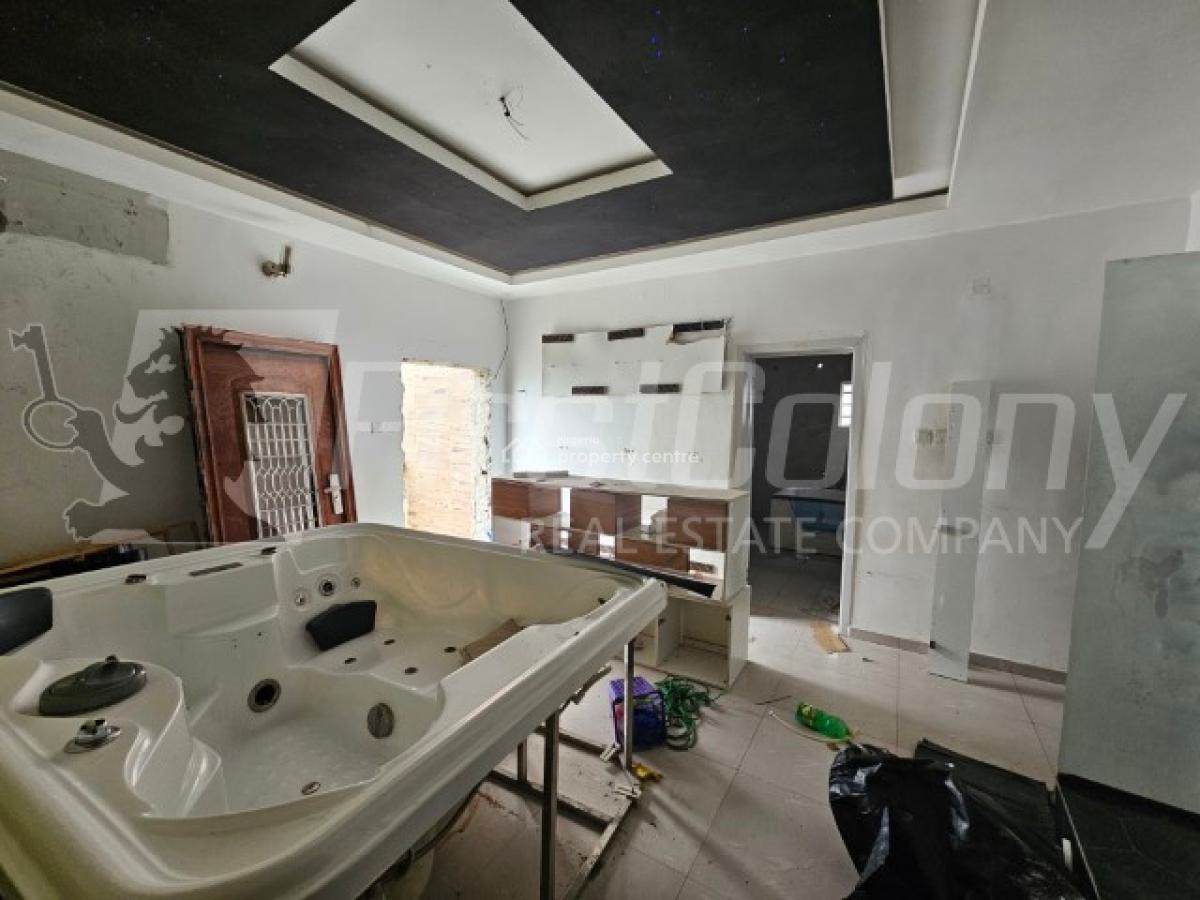 Massive, Private 5 Bedroom Detached House (self Serviced), Lekki Phase 1, Lekki, Lagos, Office Space for Rent