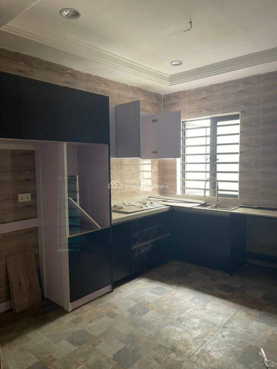 Newly Built 2bedroom Apartment  4unit in Compound , Before Round About, Orchid Road, Lekki, Lagos, Flat / Apartment for Rent