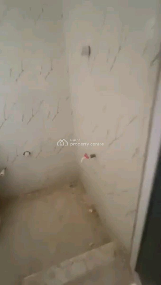 a Spacious Miniflat Upstairs, Akilo Street,off Pedro Road, Ladilak, Shomolu, Lagos, Mini Flat (room and Parlour) for Sale