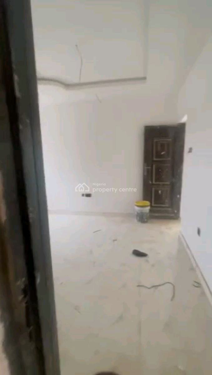 a Spacious Roomself Con Upstairs and Downstairs, Akilo Street,off Pedro Road, Ladilak, Shomolu, Lagos, Self Contain (single Rooms) for Sale