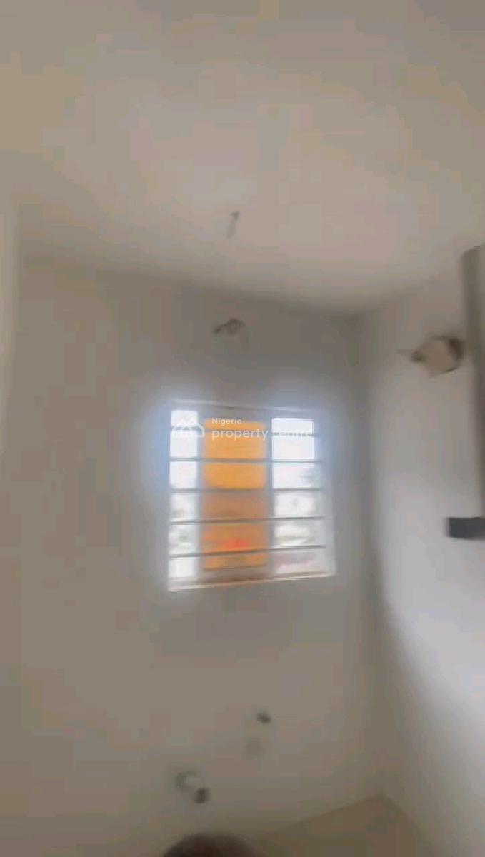 a Spacious Roomself Con Upstairs and Downstairs, Akilo Street,off Pedro Road, Ladilak, Shomolu, Lagos, Self Contain (single Rooms) for Sale