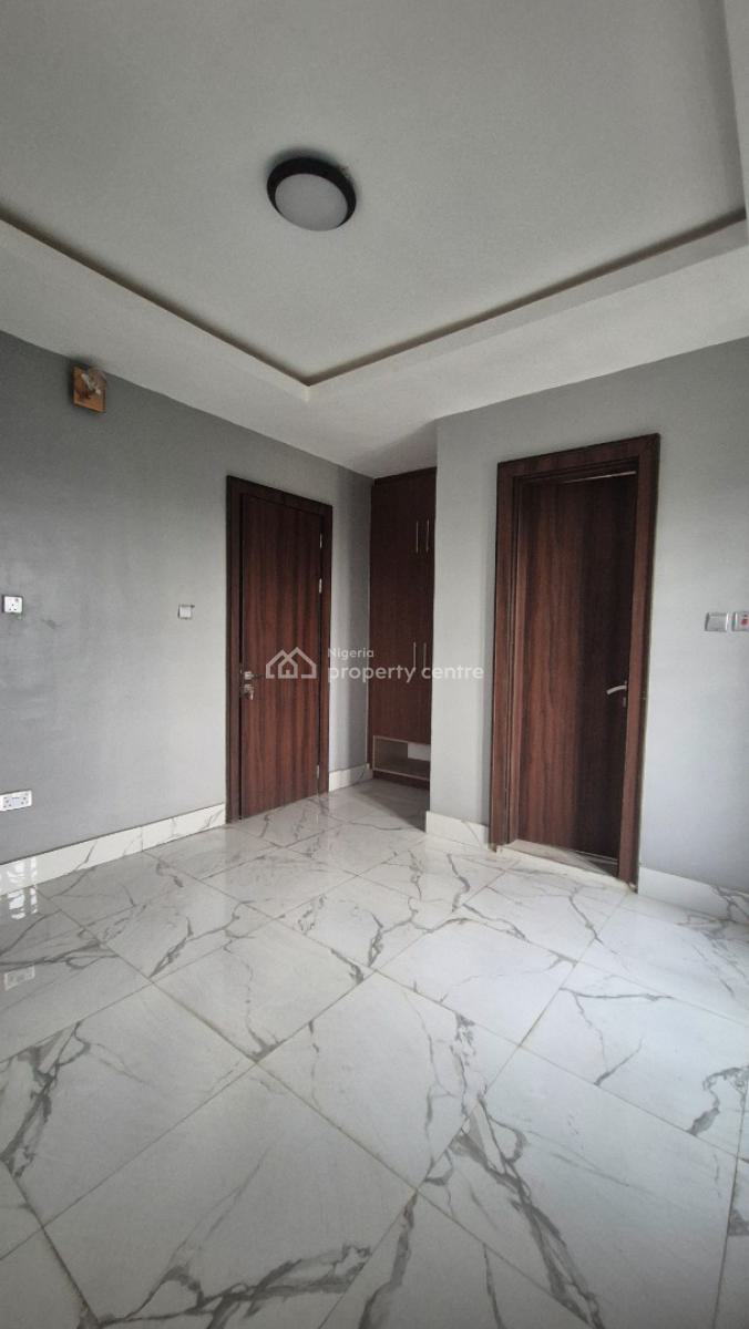 a Lovely 3 Bedroom Flat with a Room in Shonibare Estate Maryland, Shonibare Estate Maryland, Maryland, Lagos, Flat / Apartment for Rent