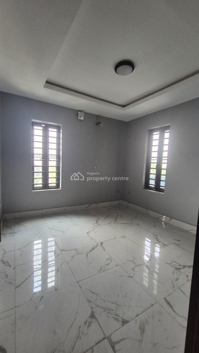 a Lovely 3 Bedroom Flat with a Room in Shonibare Estate Maryland, Shonibare Estate Maryland, Maryland, Lagos, Flat / Apartment for Rent