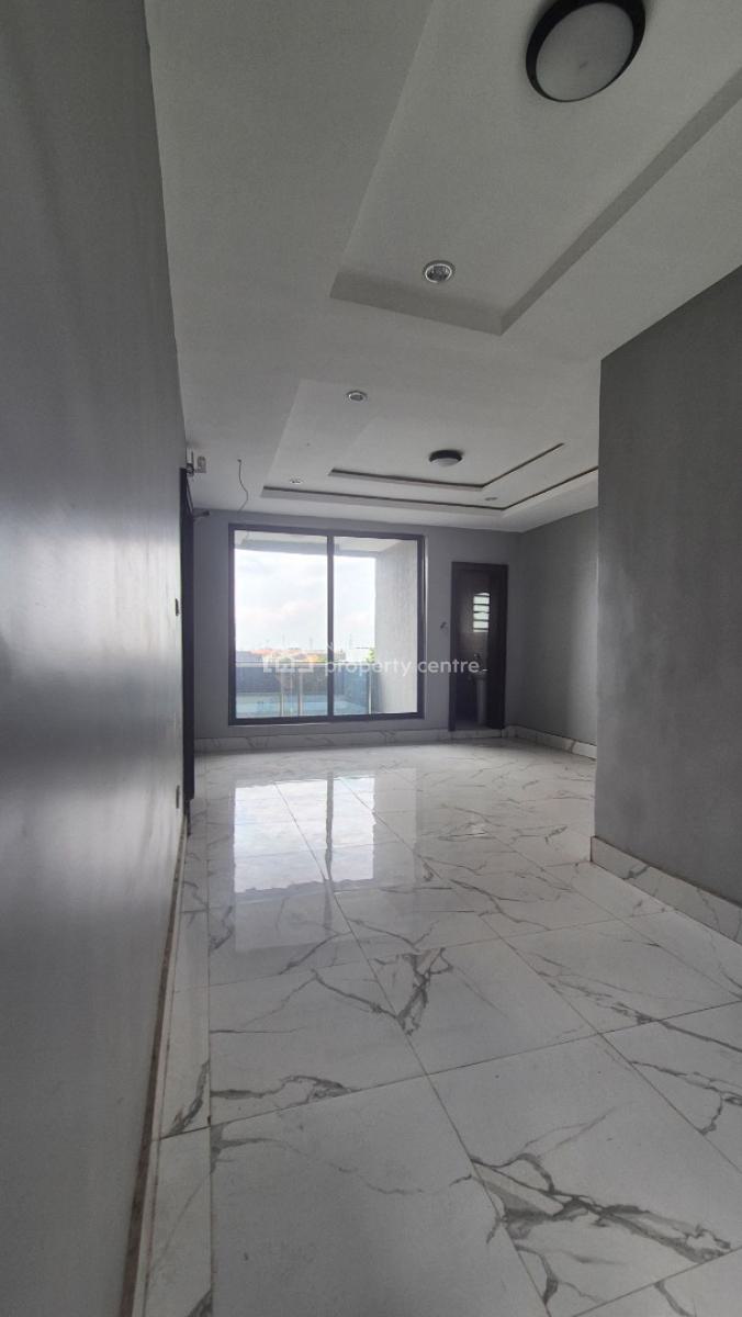 a Lovely 3 Bedroom Flat with a Room in Shonibare Estate Maryland, Shonibare Estate Maryland, Maryland, Lagos, Flat / Apartment for Rent