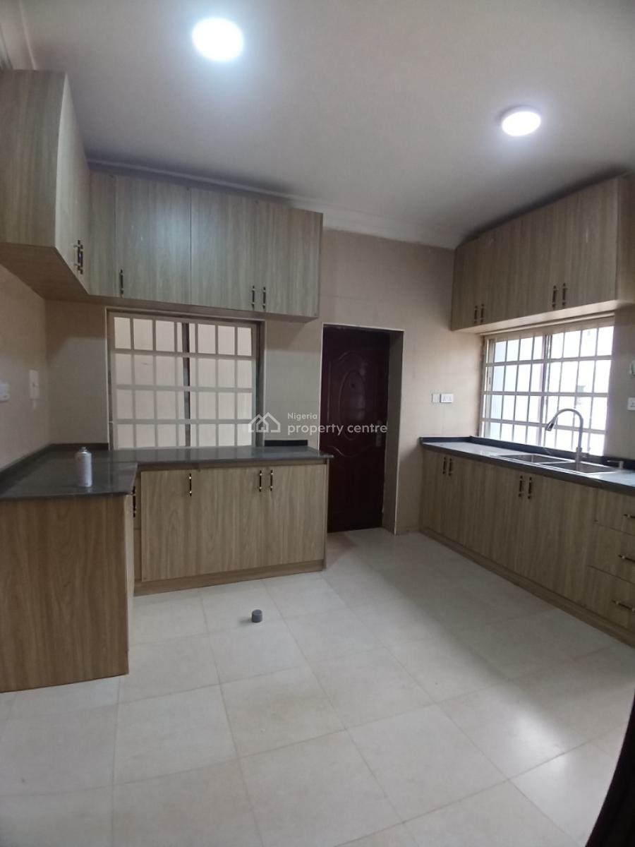 Well Renovated 7 Bedroom Mansion with 3 Bedroom Quest Chalet, Asokoro Abuja Diplomatic Zone, Asokoro District, Abuja, Detached Duplex for Rent