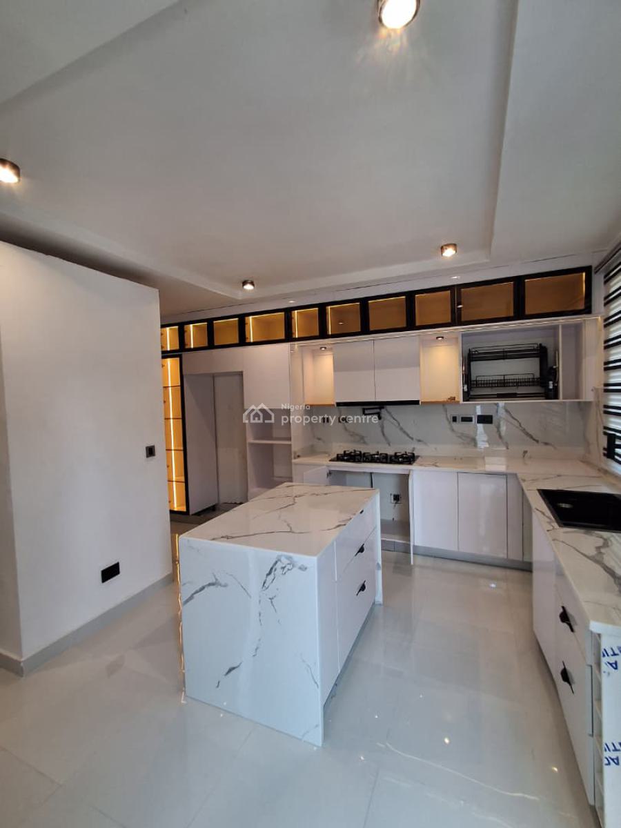 Luxury Fully Furnished 5 Bedrooms Terraced Duplex with a Bq, Lekki Phase 1, Lekki, Lagos, Terraced Duplex for Rent