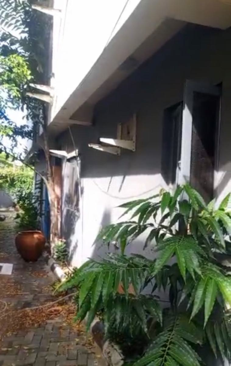 Bedroom Semi-detached Duplex with Bq (vacant and Well-maintained), Parkview, Parkview, Ikoyi, Lagos, Semi-detached Duplex for Sale