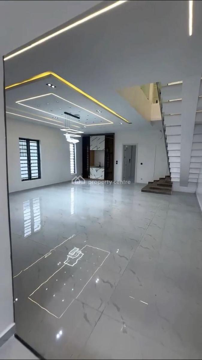 5 Bedrooms Fully Detached Duplex with Bq, Ikota, Lekki, Lagos, Detached Duplex for Sale