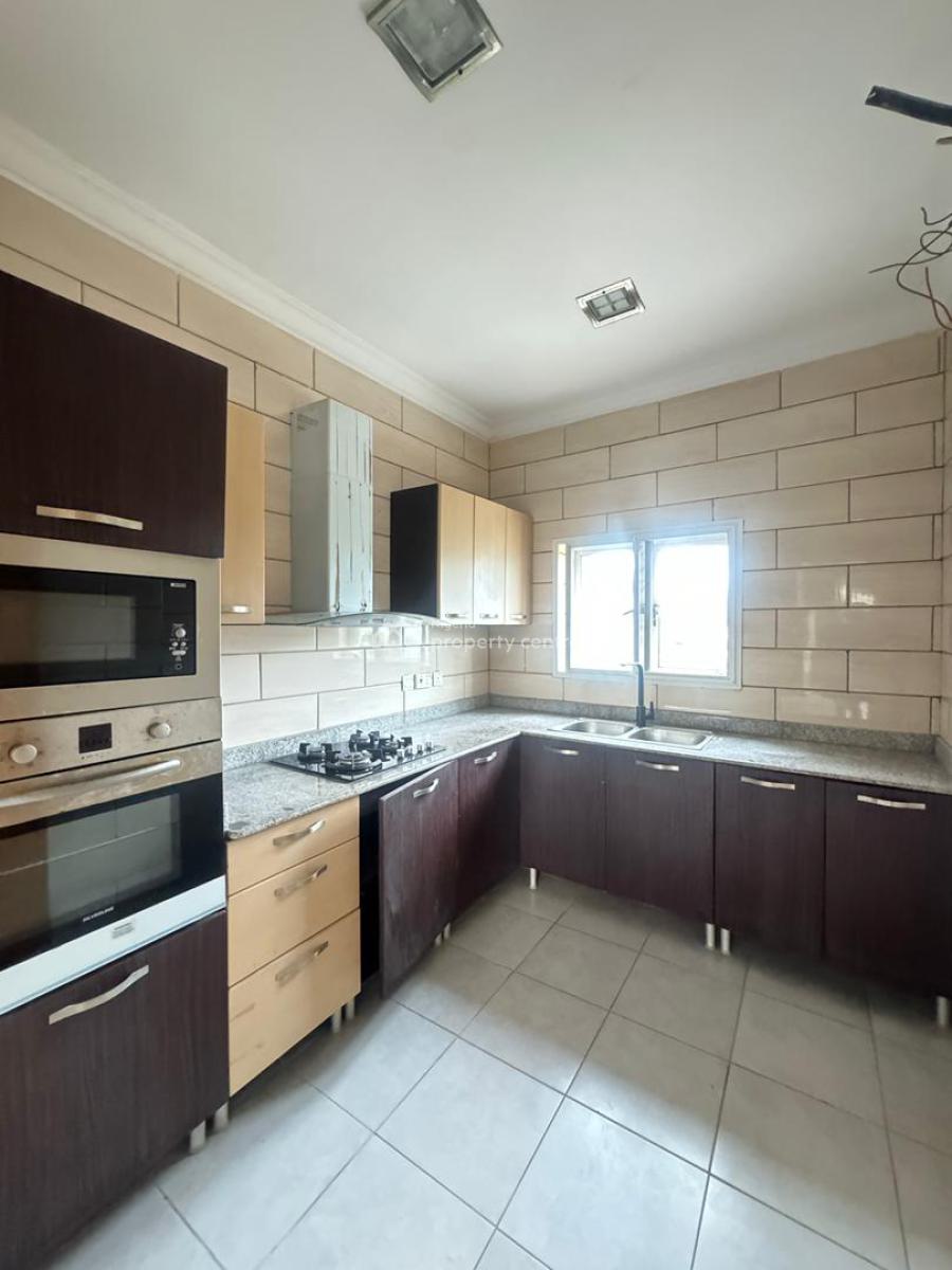 2 Bedroom Apartment with Bq, Lekki Phase 1, Lekki, Lagos, Flat / Apartment for Rent