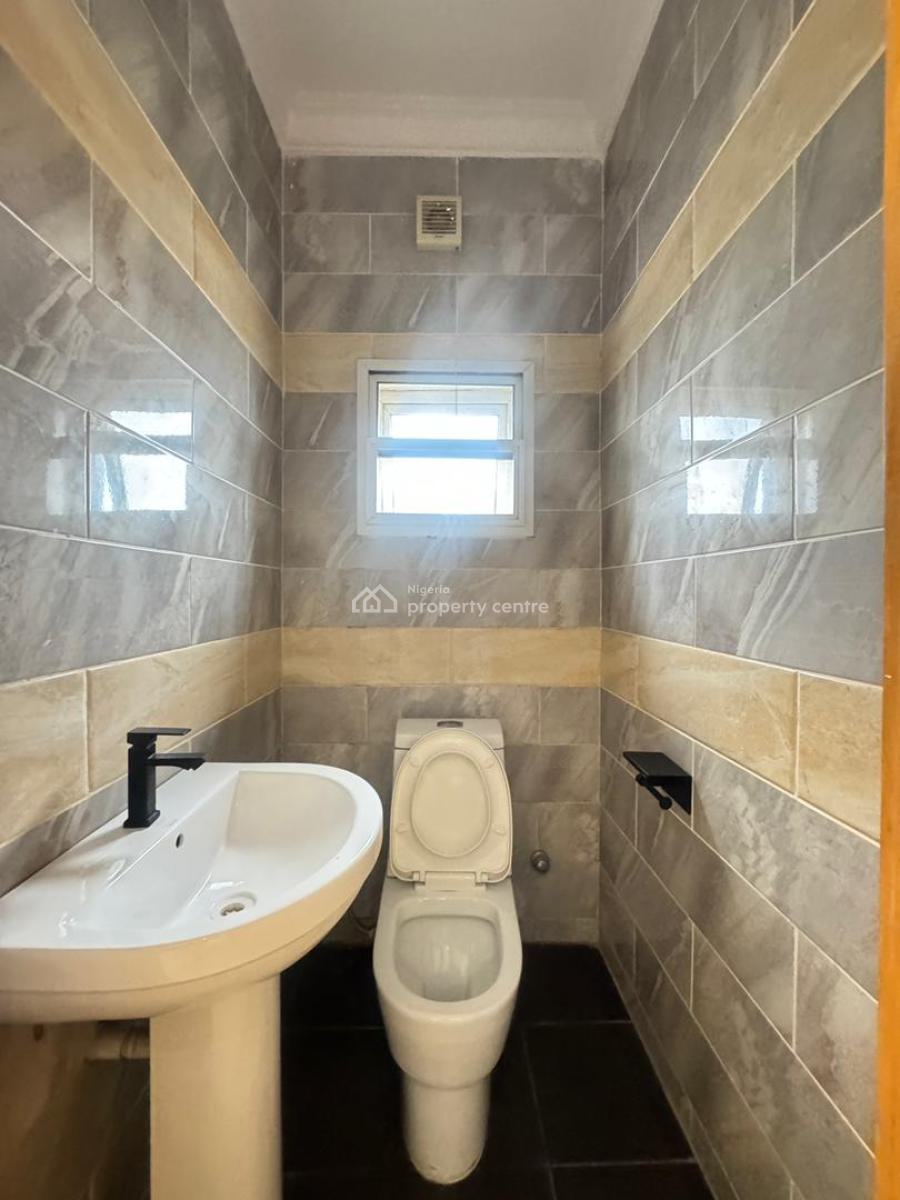 2 Bedroom Apartment with Bq, Lekki Phase 1, Lekki, Lagos, Flat / Apartment for Rent